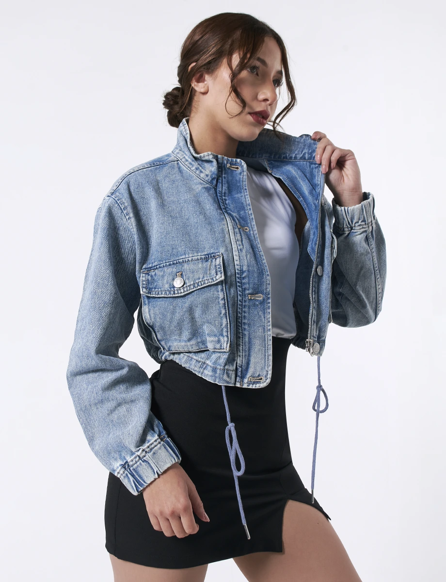 Chompa Denim Corta Azul Claro