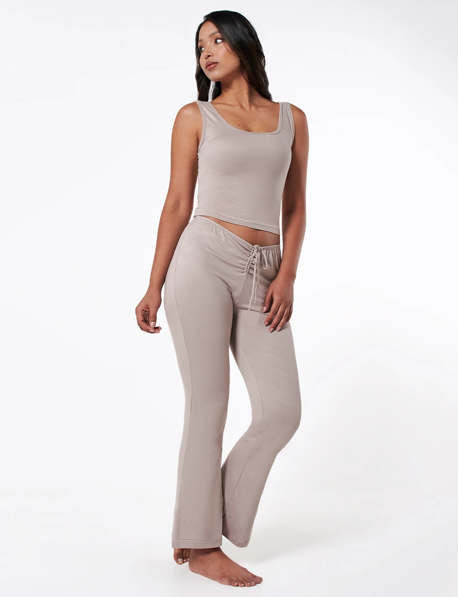 Pijama Top Llano + Pantalón Habano