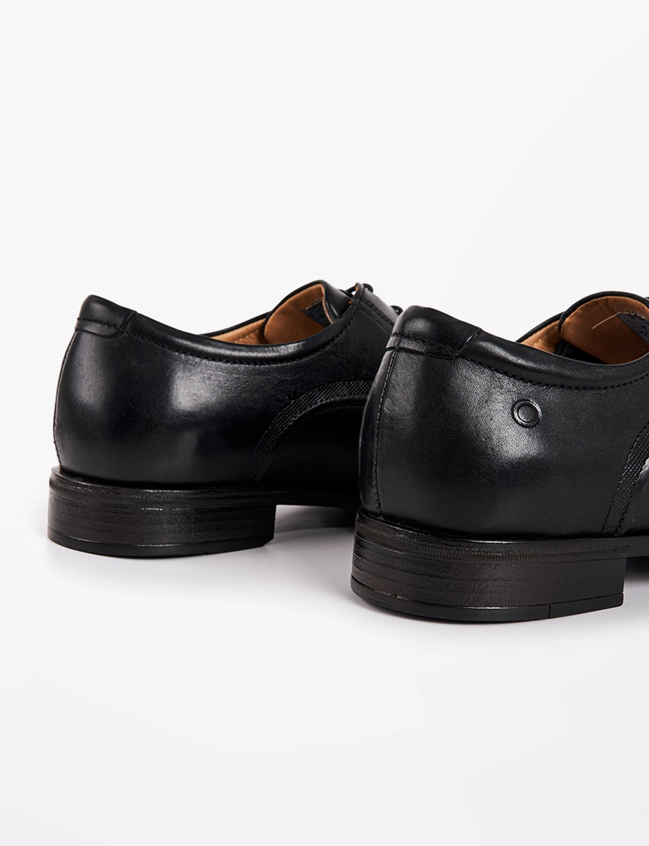 Zapato Formal Negro con Cordones