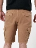 Bermuda Chino Cargo Beige Hombre – Diseño casual con bolsillos útiles.