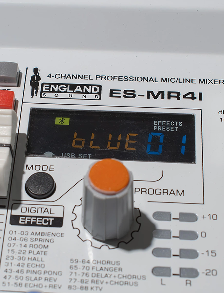 Consola de Audio de 4 Canales | England Sound