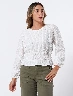 Blusa Blanca con Textura Mujer – Elegancia sencilla para cada ocasión