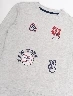 Buzo Parches Gris Hombre – Diseño juvenil con detalles llamativos