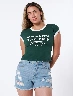 Camiseta Brooklyn Verde Oliva Mujer – Inspiración urbana con estilo juvenil