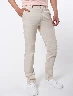 Pantalón Llano Arena Hombre – Versátil y fácil de combinar