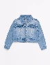 Chaqueta Jean Azul Medio Niña – Un clásico versátil para combinar