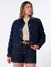 Sobre Camisa Azul Oscuro Mujer – Estilo relajado con aire moderno