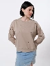 Buzo Brillos Taupe Mujer – Detalles brillantes para un look sofisticado