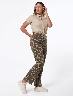 Pantalón Camuflaje Verde Militar Mujer – Toque urbano con actitud moderna