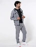 Conjunto Chompa + Pantalón Gris Claro Hombre – Comodidad para el día a día