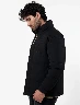 Chaqueta Acolchada Negra Hombre – Protección ligera con look moderno