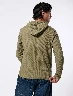 Buzo Textura Verde Hombre – Comodidad con estilo texturizado moderno