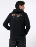 Chompa Doble Estampado Negra Hombre – Estilo urbano con personalidad
