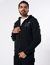 Chompa con Cremallera y Capucha Negra Hombre – Diseño urbano cómodo y versátil