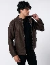 Chaqueta Cuerina Chocolate Hombre – Estilo moderno con actitud urbana