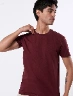 Camiseta Llana Vino Hombre – Sencillez con un tono sofisticado