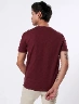 Camiseta Llana Vino Hombre – Sencillez con un tono sofisticado