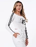 Buzo Off Shoulder Blanco / Negro Mujer – Estilo relajado con toque moderno