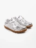 Sneaker Cordones Plateado Niña – Brillo moderno para cada paso