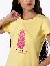 Camiseta Pink Pineapple Amarillo Mujer – Estampado tropical con estilo juvenil