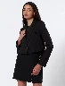 Blazer Corto Arena Mujer – Estilo versátil con toque elegante