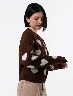 Sweater Corazones Chocolate Mujer – Dulce diseño para días frescos