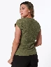 Camiseta con Aplique Verde Aceituna Mujer – Detalle moderno con estilo único