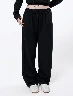 Conjunto Chompa con Capucha + Pantalón Negro Mujer – Outfit cómodo y versátil para uso diario con estilo casual moderno.