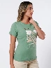 Camiseta Love Verde Oliva Mujer – Estilo casual con detalle encantador