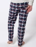 Pijama Buzo Crudo + Pantalón Cuadros Azul/Rojo Hombre – Descanso cómodo con estilo clásico