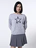 Sweater Estrella Gris Mujer – Diseño moderno con toque especial
