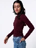 Buso Llano Vino Mujer – Estilo casual en un tono sofisticado