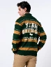 Buzo a Rayas Verde Hombre – Estilo casual con aire juvenil