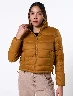 Chompa con Cremallera Mostaza Mujer – Color cálido para destacar tu estilo
