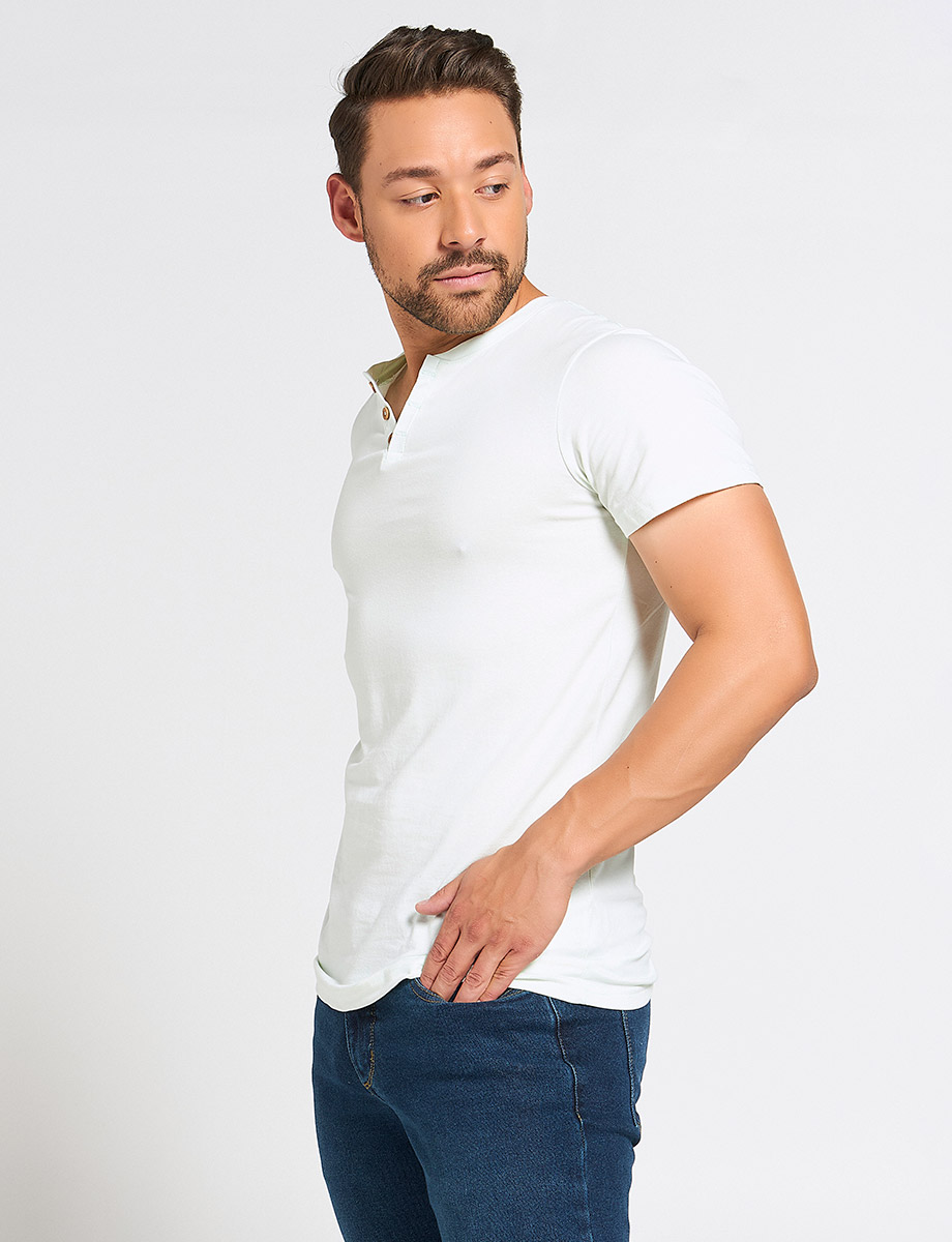 Camiseta Básica Cuello Henley 3 Botones