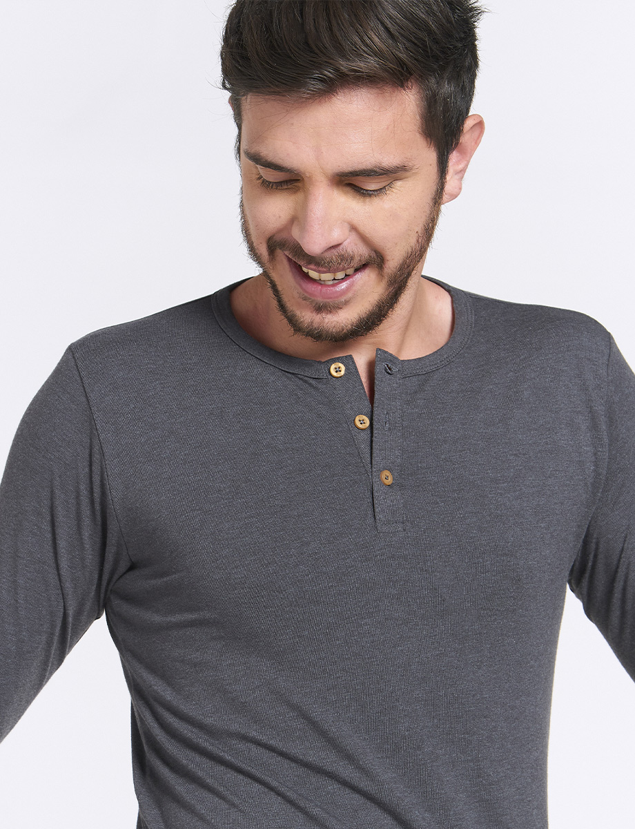 Buzo Básico Cuello Henley