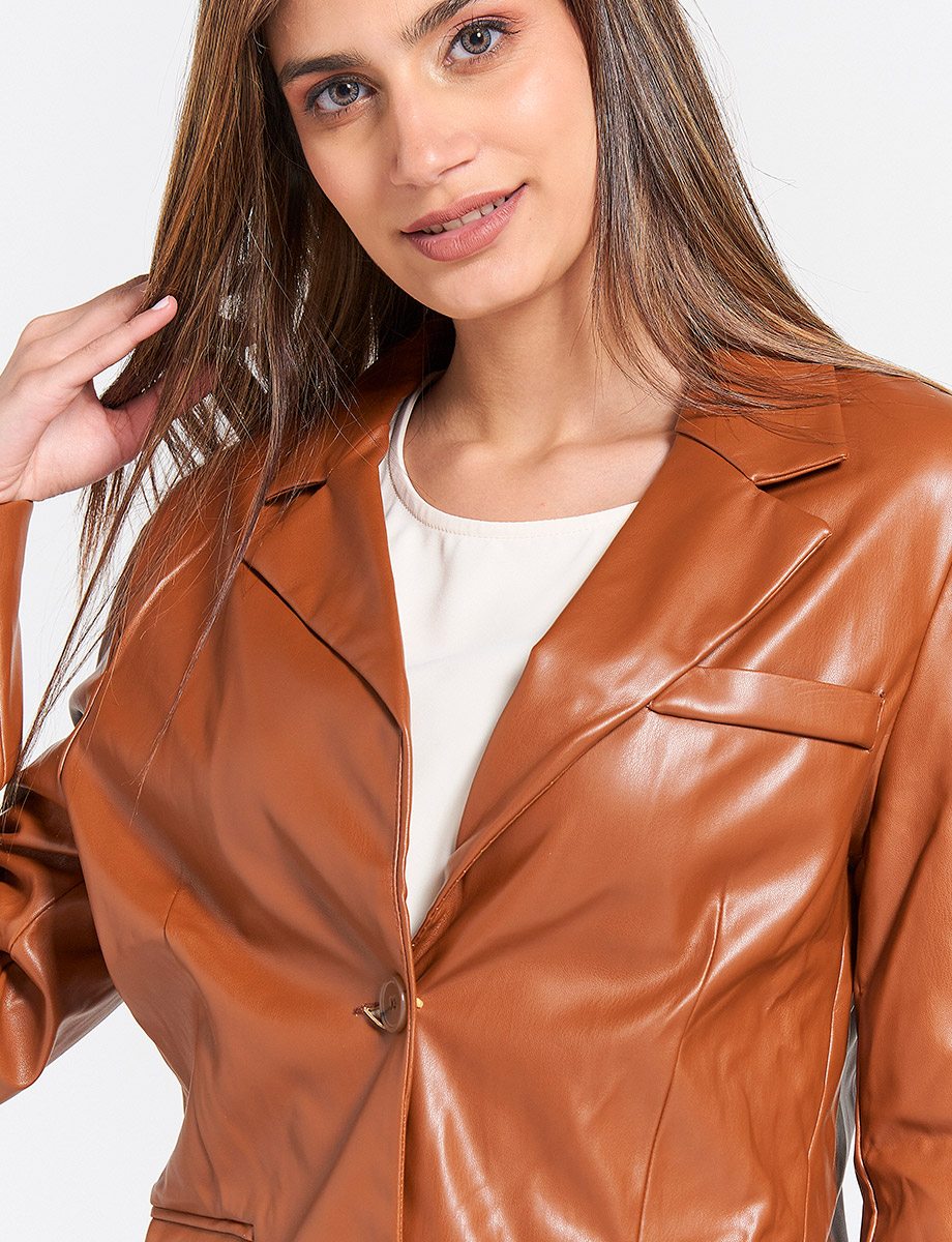 Blazer de Cuerina Unicolor