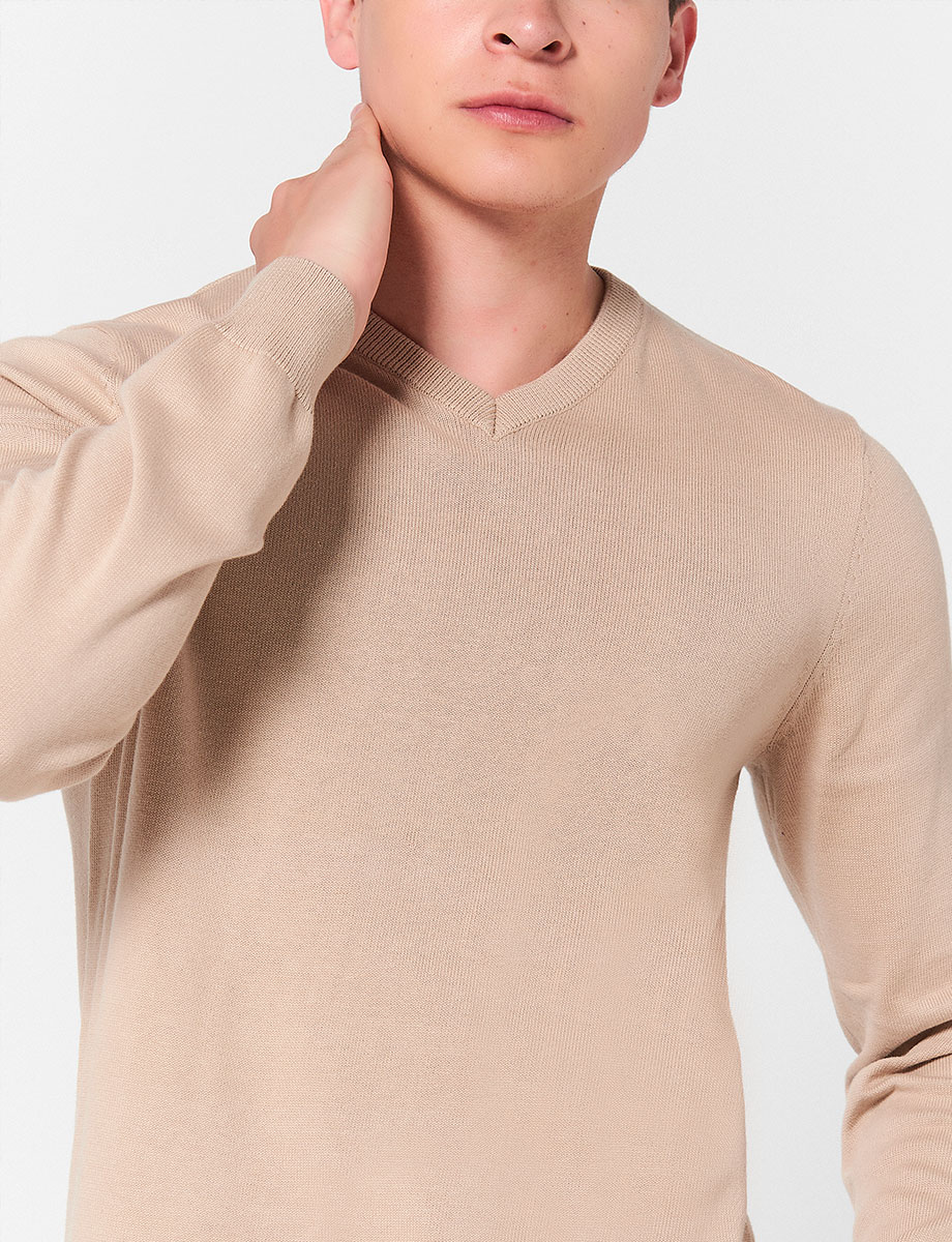 Sweater Cuello en V Unicolor