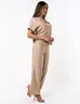 Pantalón Llano Arena Mujer Un tono neutro para looks versátiles